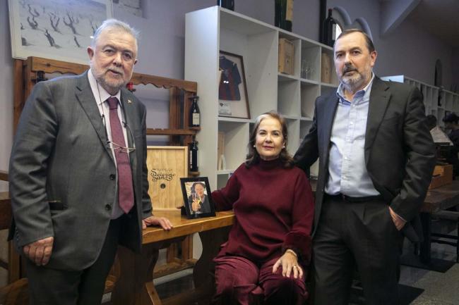 La familia Sanz celebra la vendimia y comparte la magia de sus vinos rosados