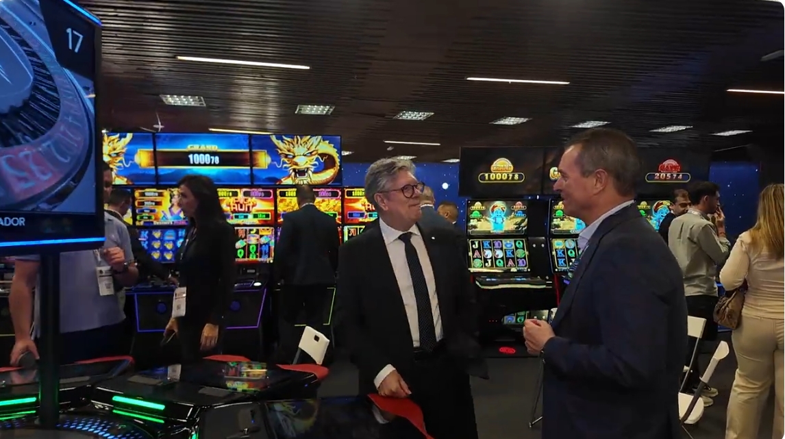 Merkur Dosniha marca un punto y aparte en el ExpoCongreso de Torremolinos con un vídeo de impacto