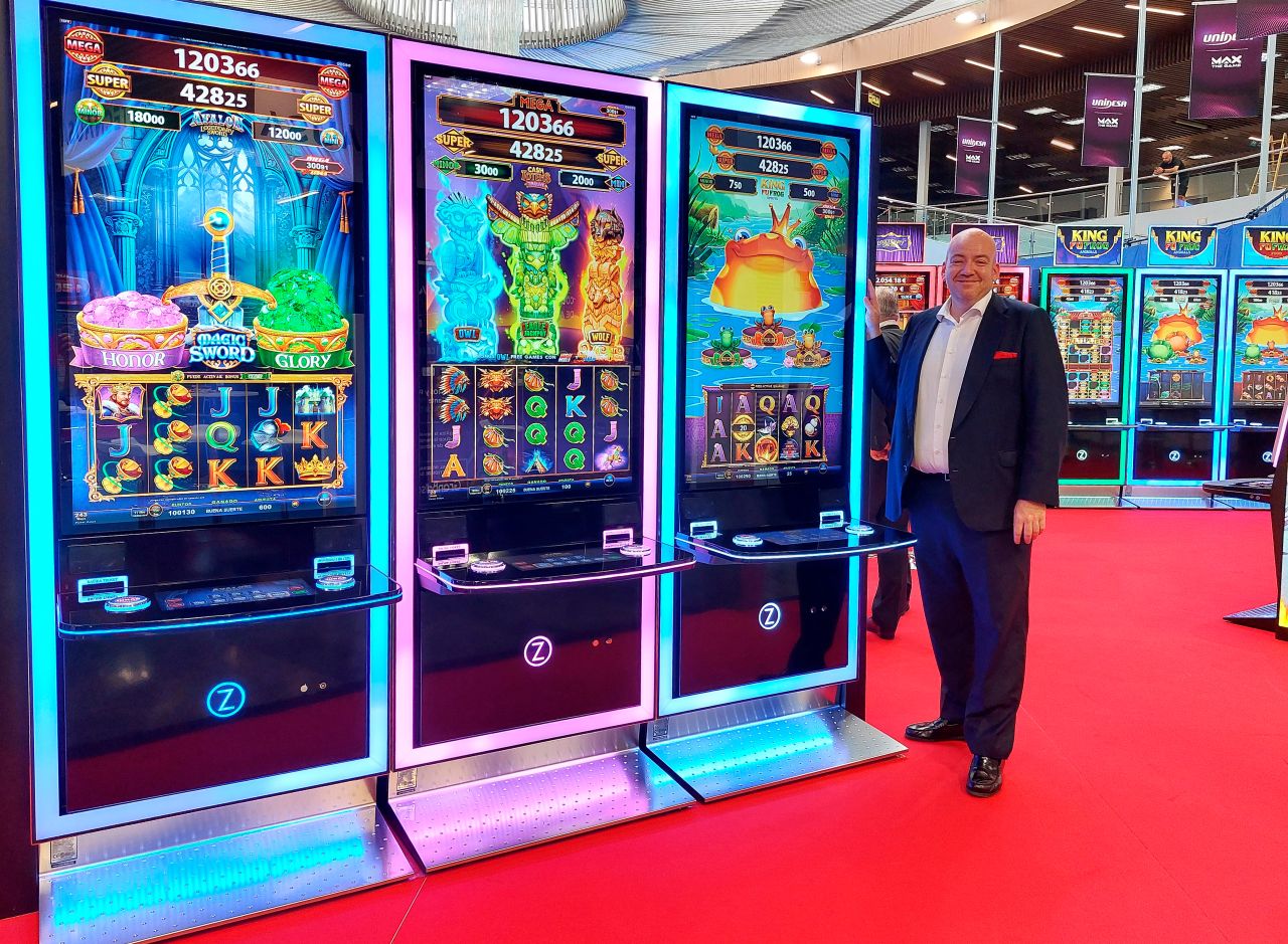 Zitro deslumbra en la primera jornada del Expo Congreso Andaluz en Torremolinos