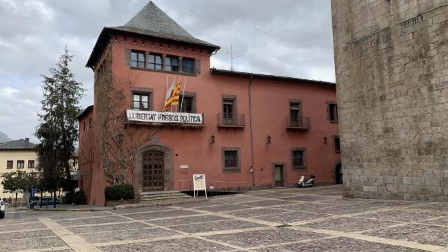 Ayuntamiento de La Seu d'Urgell suspende licencias de juego sin tener competencias