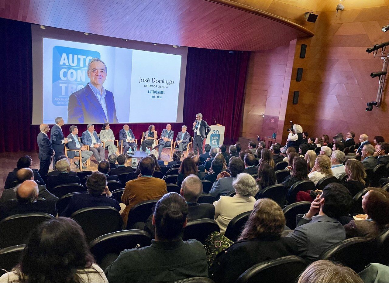 El Ministerio de Consumo celebra los 30 años de AUTOCONTROL: 