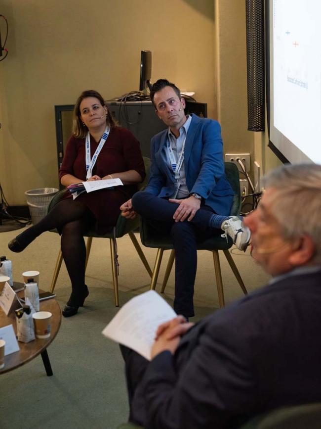 Beneficios y costes sociales del juego a través de los expertos