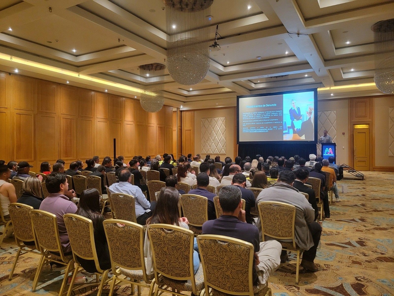 Dreams refuerza su cultura de integridad con nuevas capacitaciones sobre prevención de delitos en Dreams Monticello