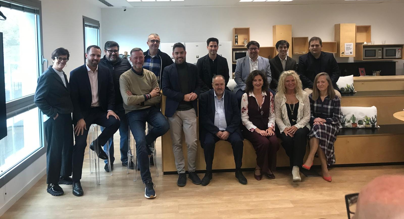 Más de 70 centros educativos de Cataluña se suman al Proyecto FES para prevenir adicciones y uso problemático de internet