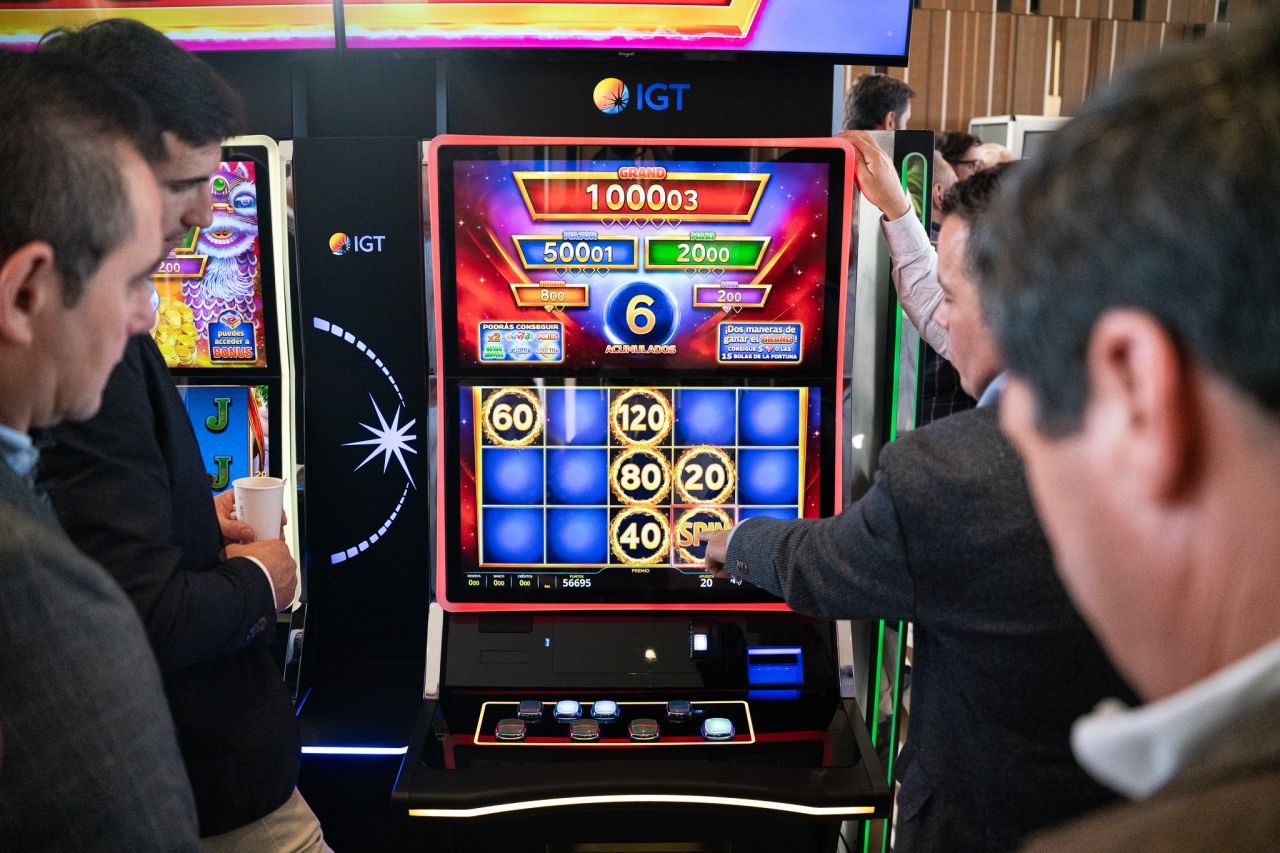 IGT presenta en Madrid 4 Fortunes Link, su nuevo Multi Level Progressive para salones de juego