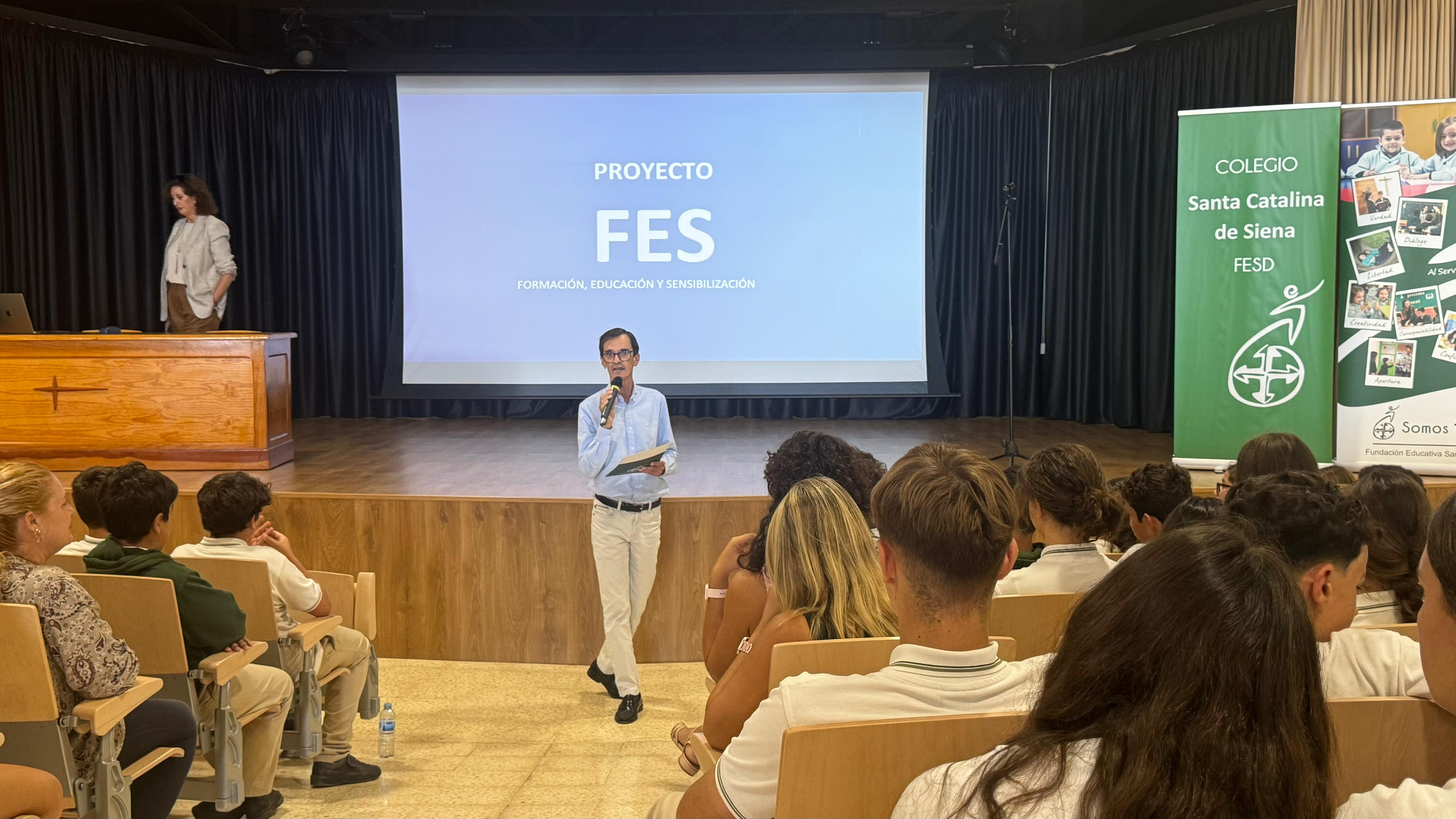 El Proyecto FES llega a Tenerife para promover el ocio digital responsable entre los jóvenes