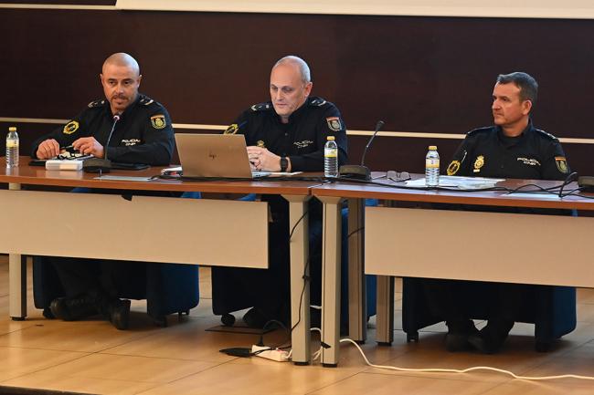Inteligencia táctica en la Operación Salón: así vigila la Policía la seguridad del juego presencial  Meta descripción (ES)
