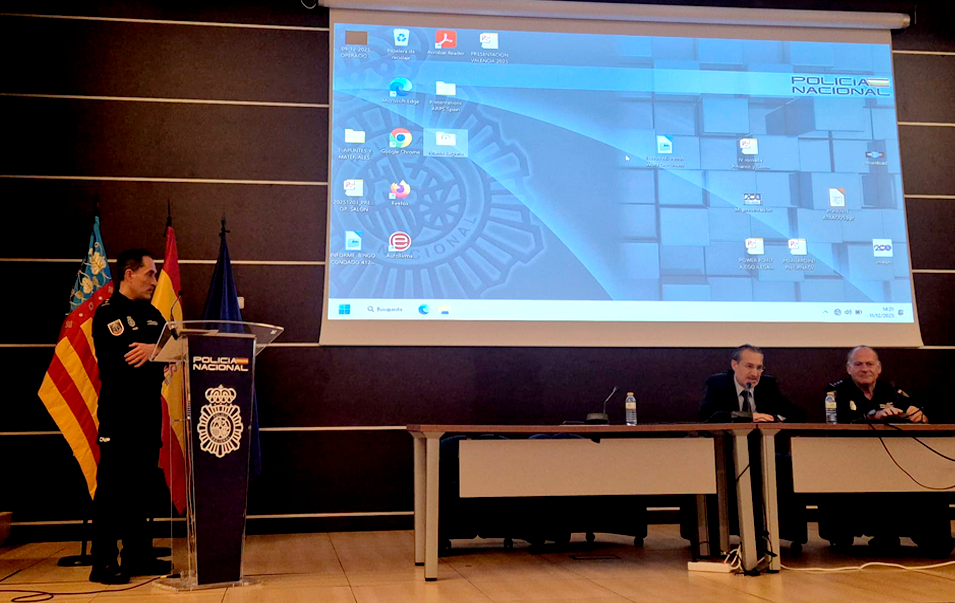 José Vall clausura la Operación Salón: 