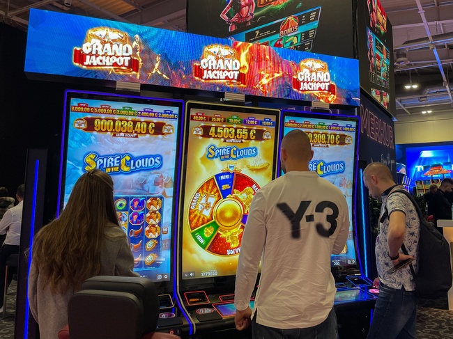 Merkur Gaming cierra el año con un gran éxito en BEGE 2025 y consolida su liderazgo en innovación