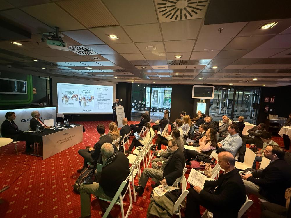 CEJUEGO presenta el Anuario del Juego 2025: 31 millones de residentes jugaron en 2024 y el juego real alcanzó 11.888 millones de euros
(ANUARIO en PDF)
