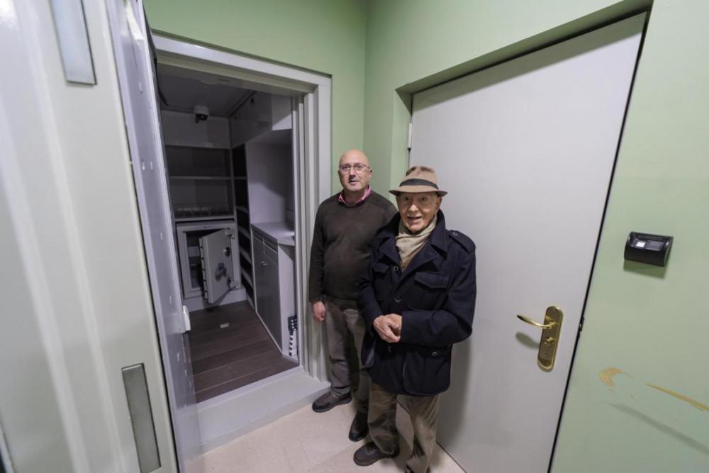 El Bingo Balear se vende por 2,4 millones y solicita el cambio de uso a café-teatro tras una década cerrado
FOTOS