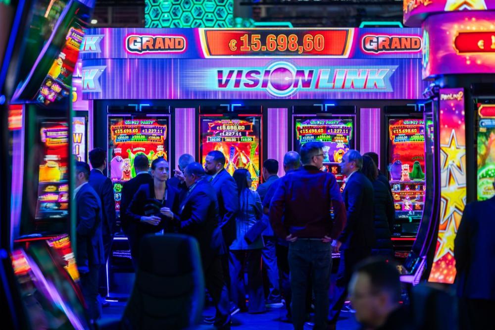 NOVOMATIC deslumbra en ICE Barcelona 2026 con su mayor stand, un portfolio 360° y cuatro premios en los European Casino Awards