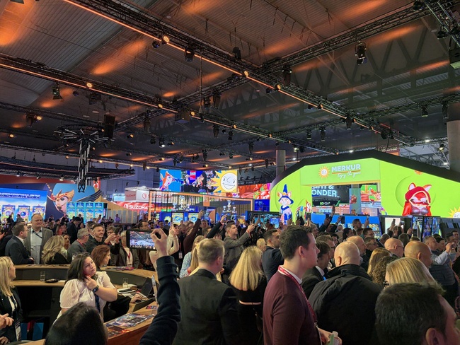 MERKUR Gaming triunfa en los 'ICE Standout Awards' y se alza con el premio a la Mejor Activación de Marketing en Stand