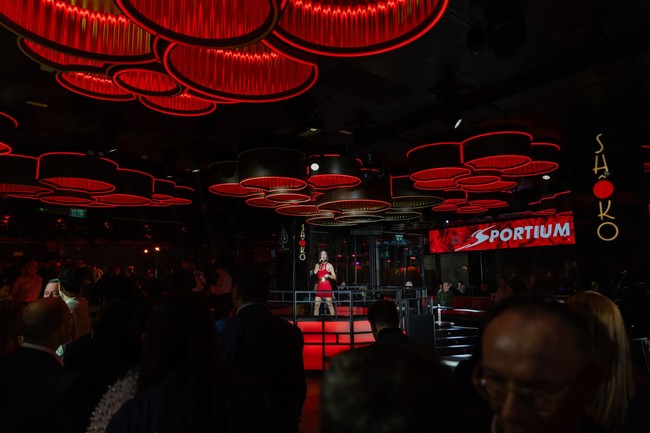 Las fotos de la fiesta de Sportium y UNIDESA con Steve McManaman en Shôko Barcelona