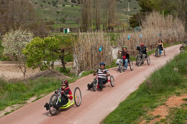Fundación Flutter y Fundación También: Ciclismo inclusivo y accesibilidad en España