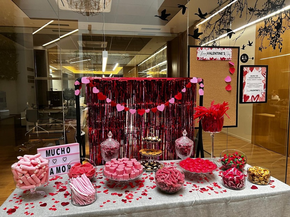 Emotiva reinventa San Valentín poniendo el foco en el compañerismo y la empatía