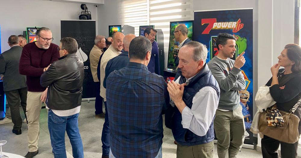 Covimatic y R. Franco llevan a Extremadura las máquinas que quieren conquistar hostelería y salón