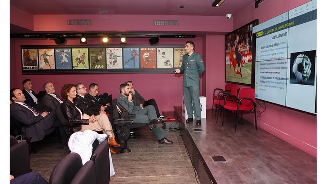 La DGOJ (Cecilia Pastor) y Policía Nacional (David Calvete) en el nuevo marco de integridad y transparencia en las federaciones de fútbol
FOTOS OFICIALES