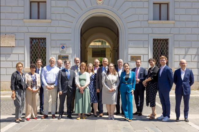 REGULADORES EUROPEOS DEBATEN SOBRE MERCADOS PREDICTIVOS EN REUNIÓN EN ROMA