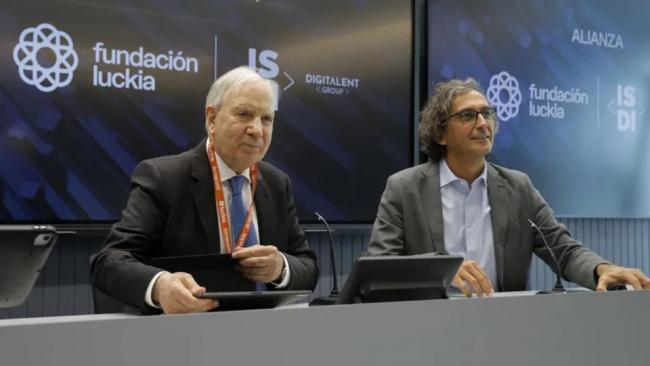  Luckia y la Escuela de Negocios ISDI lanzan en A Coruña un programa de especialización en inteligencia artificial