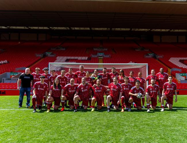 Sportium lleva a sus clientes y creadores de contenido a jugar en Anfield