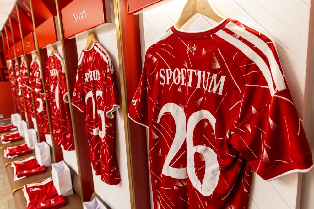 VÍDEO Y FOTOS Sportium lleva a clientes y creadores de contenido a vivir la experiencia del Liverpool FC en Anfield
 