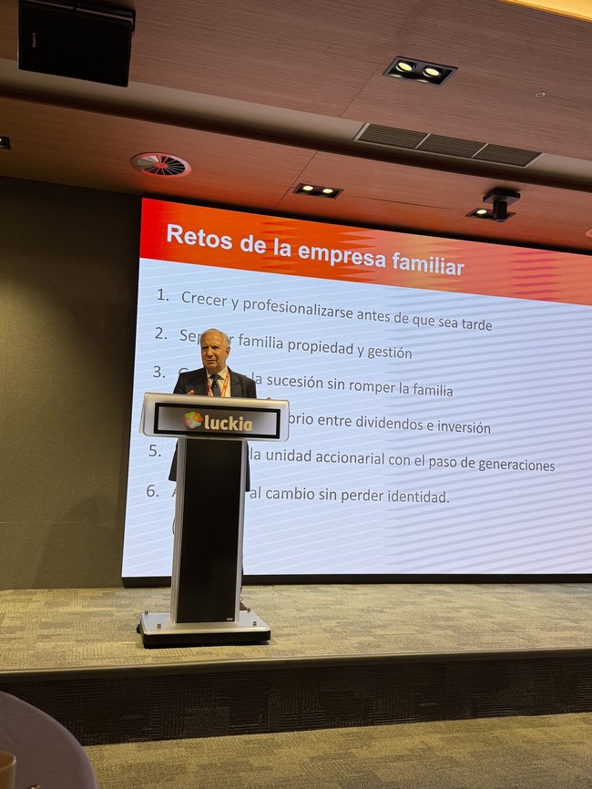  ACORDJOC queda deslumbrada por la nueva sede de Luckia en A Coruña
FOTOS
