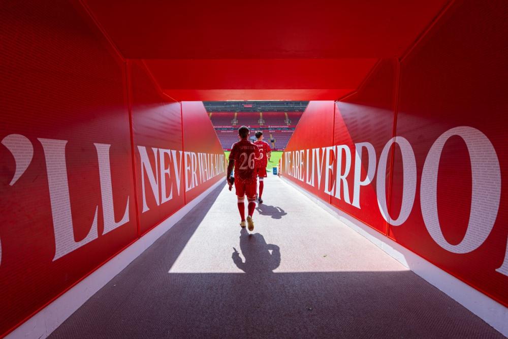 VÍDEO Y FOTOS Sportium lleva a clientes y creadores de contenido a vivir la experiencia del Liverpool FC en Anfield
 