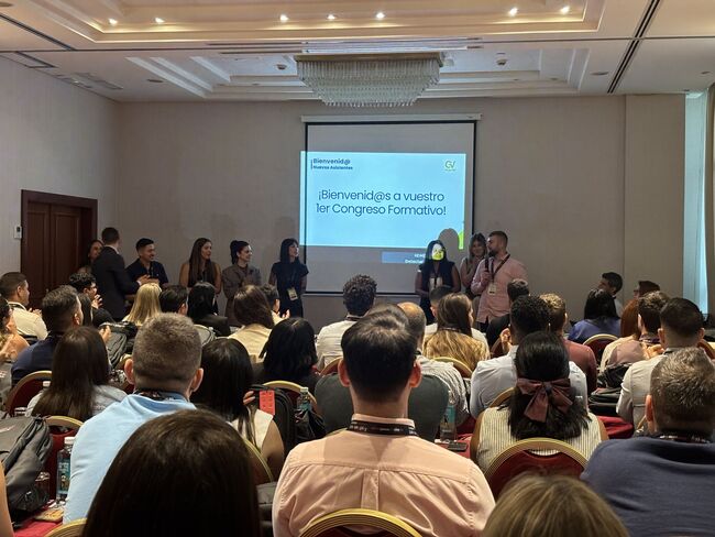  Grupo Vid refuerza liderazgo y equipo en Santiago con formación, Camino y objetivos claros
FOTOS