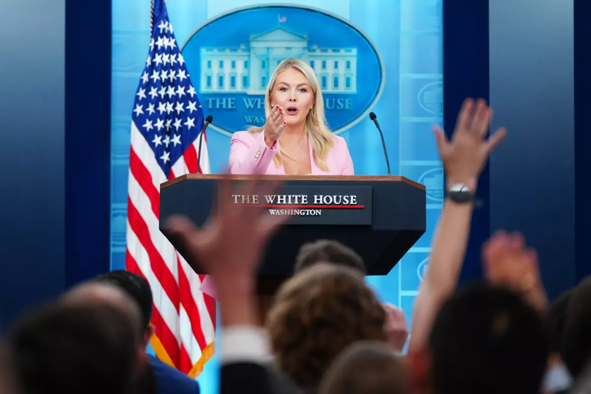 Suspendido el operador del teleprompter de Trump por apuestas