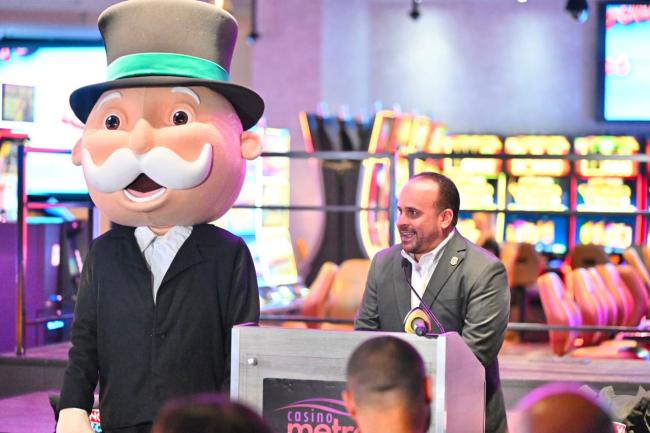 LA COMISIÓN DE JUEGOS DE PUERTO RICO RESPALDA EL ESTRENO DE MONOPOLY BIG BOARD BUCKS DE ARISTOCRAT