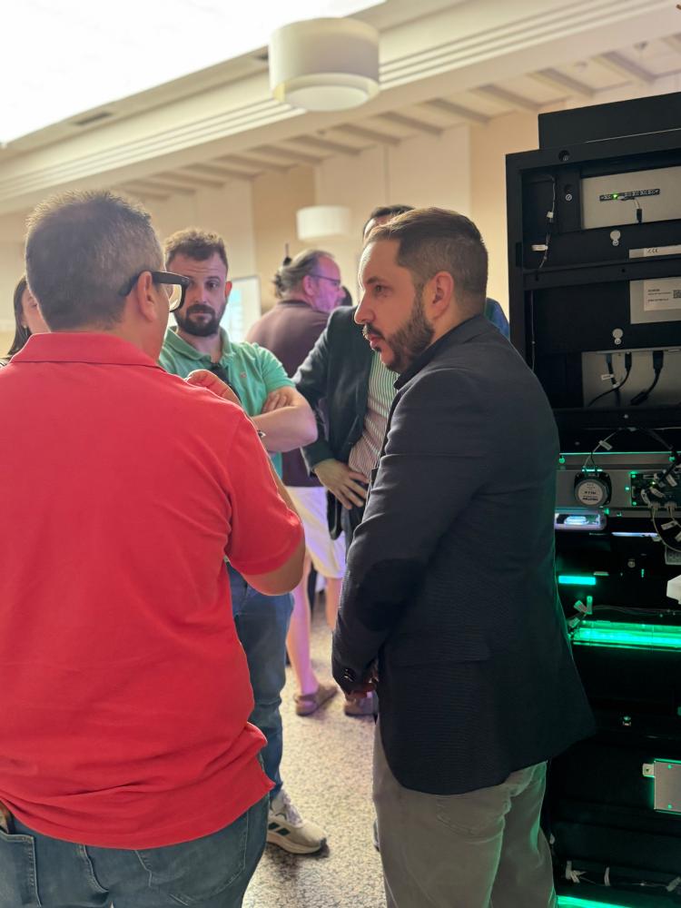 FOTOS. ZITRO PRESENTA ILLUSION A LOS OPERADORES DE HOSTELERÍA DE EXTREMADURA