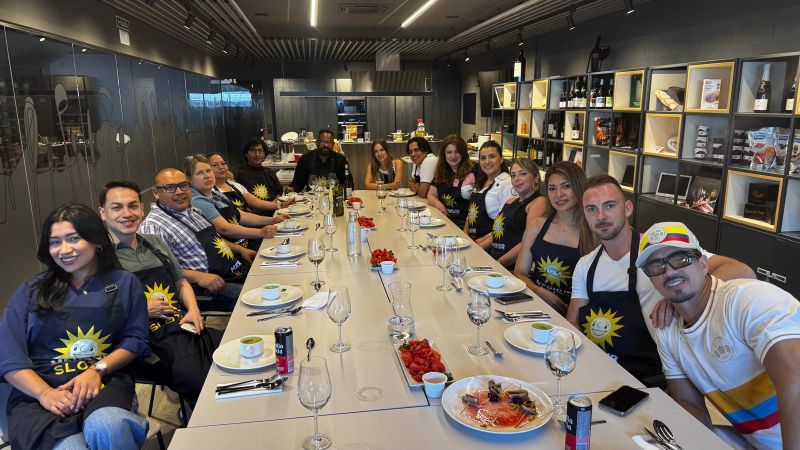 MERKUR SLOTS Spain refuerza la cohesión de su equipo en Navarra con una jornada de team building entre fogones