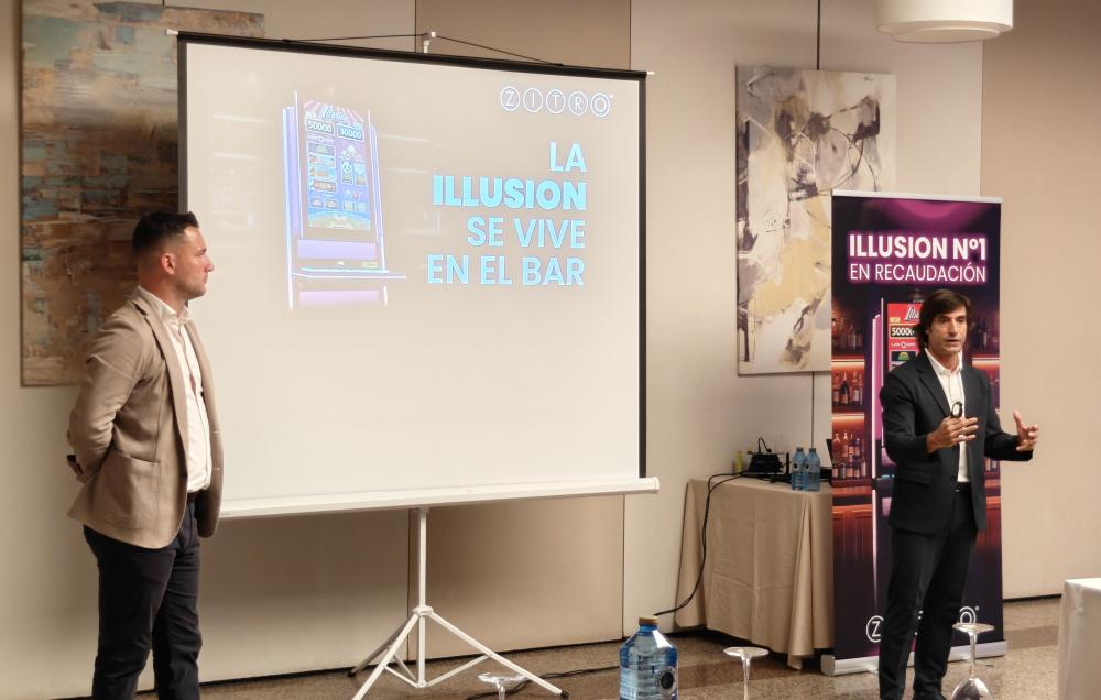 FOTOS. ZITRO PRESENTA ILLUSION A LOS OPERADORES DE HOSTELERÍA DE EXTREMADURA