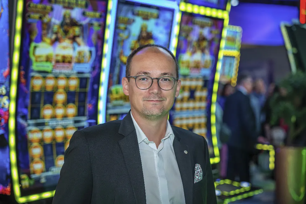 MERKUR Unveils Mod Ex C49 with Curved Screen at G2E 2026
