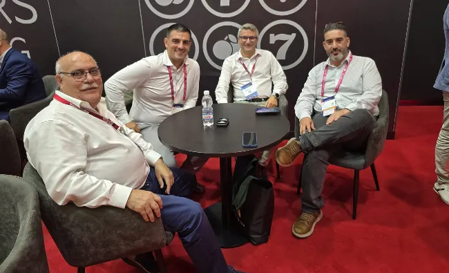ANTONIO DURÁN triunfa con E-Gaming Spain en Lisboa y acelera su ofensiva online ANTONIO DURÁN triunfa con E-Gaming Spain en Lisboa y acelera su ofensiva online