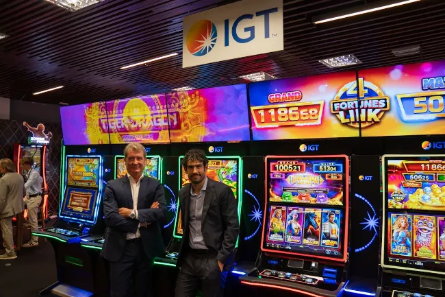 IGT e Orenes trazem para Torremolinos uma proposta mais flexível para os salões com 4 Fortunes Link e Tiger and Dragon Link