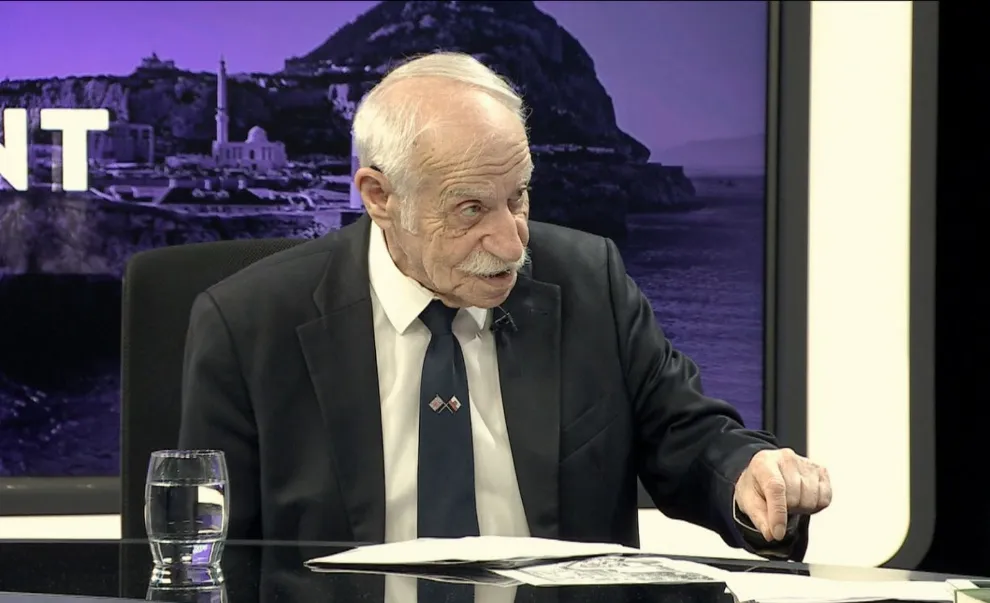 Joe Bossano, ministro de Desarrollo Económico, Empresa y Telecomunicaciones de Gibraltar.